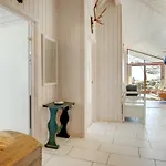 Unto - 25m From The Sea By Interhome