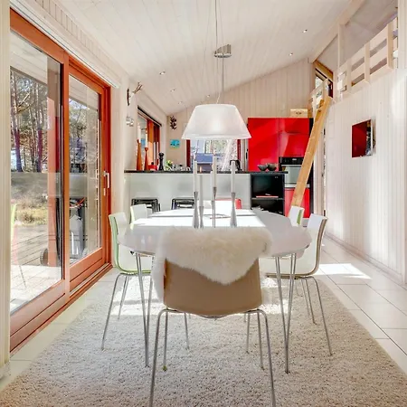 Unto - 25m From The Sea By Interhome