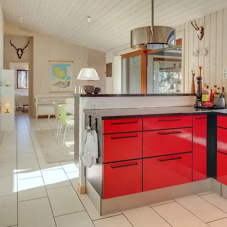 Unto - 25m From The Sea By Interhome