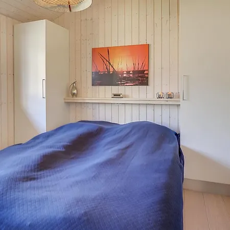 Unto - 25m From The Sea By Interhome Neksø